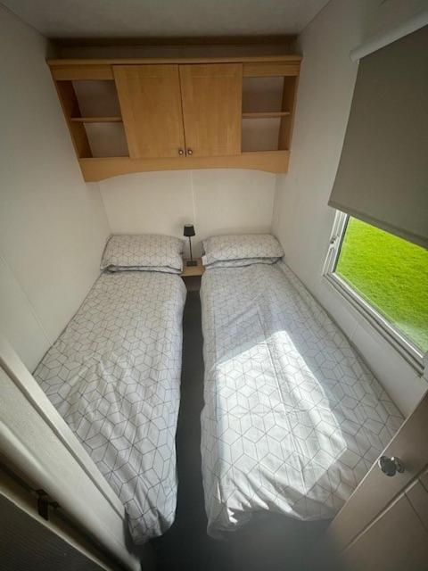 Summer Breeze - Family Holiday Home In Camber Sands エクステリア 写真