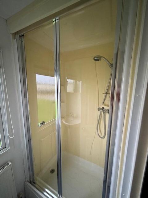 Summer Breeze - Family Holiday Home In Camber Sands エクステリア 写真